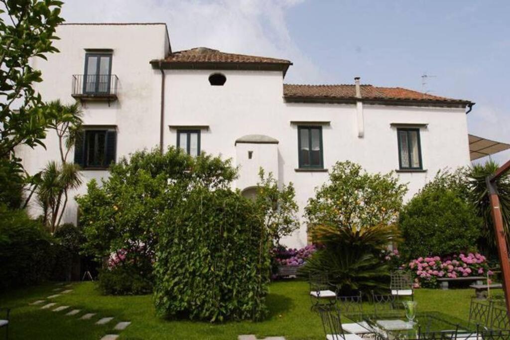 Appartamento Villa Romano Piano di Sorrento Luaran gambar